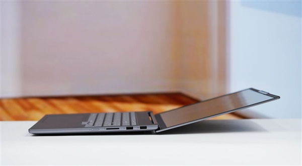 酷睿Ultra X9 388H加持！联想小新Pro 16 GT AI元启版图赏