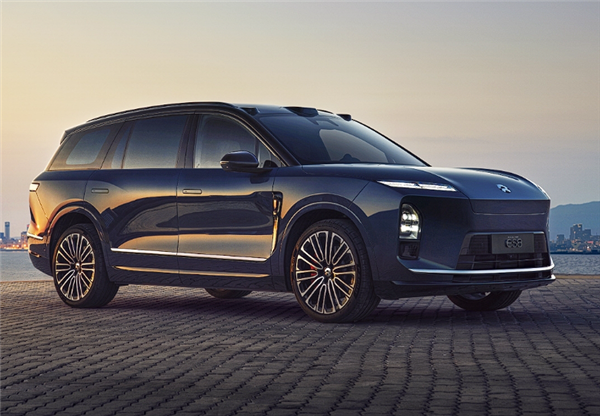 创办11年终盈利了！蔚来预告：2025年Q4经营利润至少7个亿