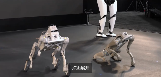 贾跃亭发布FF三大系列机器人 网友脑洞:贾总是时候进军商业航天了