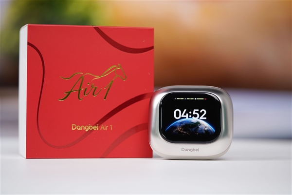 耳机盒居然带屏幕!999元当贝Air 1图赏
