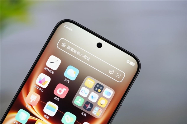 451万分最强旗舰手机！iQOO 15 Ultra图赏